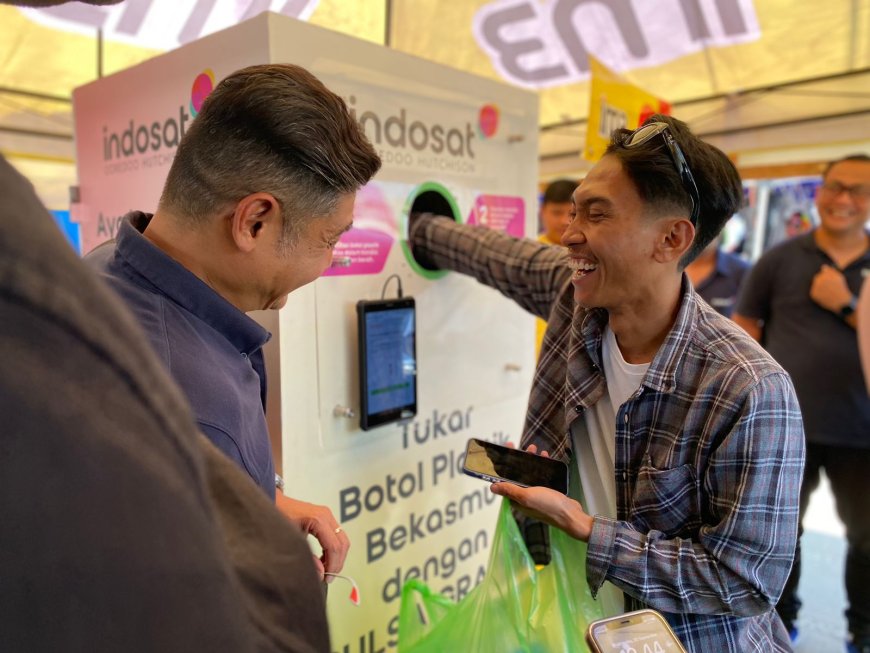 Indosat Ajak Masyarakat  Jaga Lingkungan di Ajang MotoGP Mandalika  lewat Program "Sampah Jadi Pulsa"