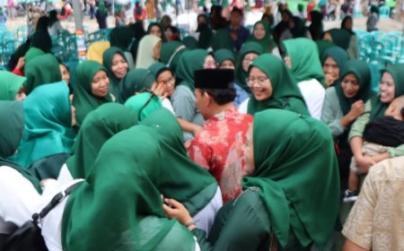 Rohmi - Firin Siapkan Program Khusus untuk Kader Posyandu, Pegawai Kontrak dan Guru Honorer