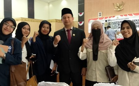 Gitta Liesbano SH MKn Resmi Dilantik.Siap Mengemban Tugas dan Kewajiban Sebagai Wakil Ketua II DPRD.