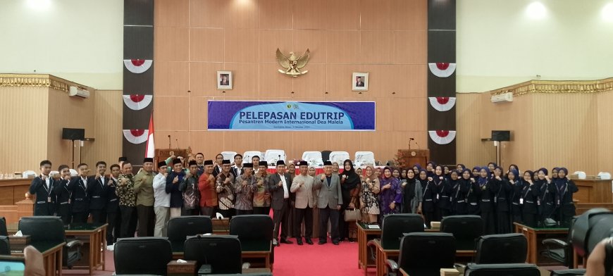 Generasi Millenial Sumbawa Go International Melalui Edutrip PMI Dea Malela