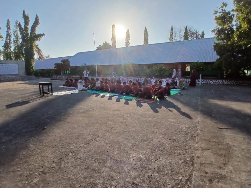 SMPN 2 Unter Iwes Gelar Sholat Istisqa' Ikhtiar Jadikan Sumbawa Yang Sejuk dan Berkah