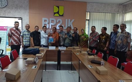 Terkait Tenaga Kerja Konstruksi Indonesia  Timur  Komisi III DPRD Sumbawa Kungker ke Balai Jasa Konstruksi Wilayah IV