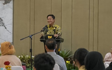 Terima Mahasiswa KKN dari UGM, Pj Gubernur: Selama di NTB Petik Manfaat Sebanyak-banyaknya