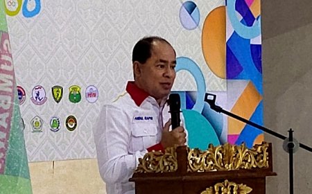 Ketua KONI Abdul Rafiq, Ucapkan Selamat kepada H.Zainudin Sirat  sebagai Ketua FORKI Sumbawa