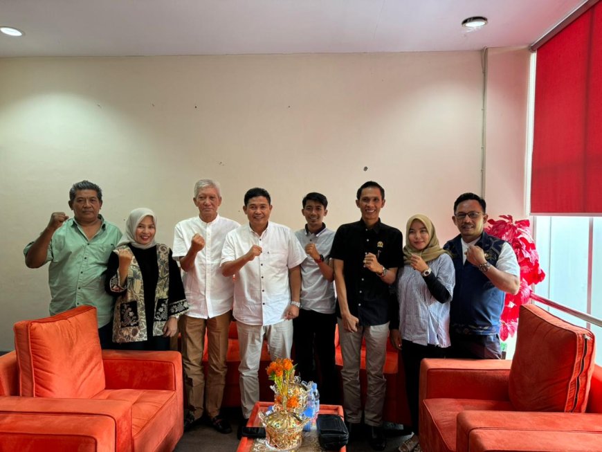 Ketua DPRD Sumbawa  Nanang Nasiruddin Lepas Peserta Grand Final Forsa Idol Tingkat Nasional