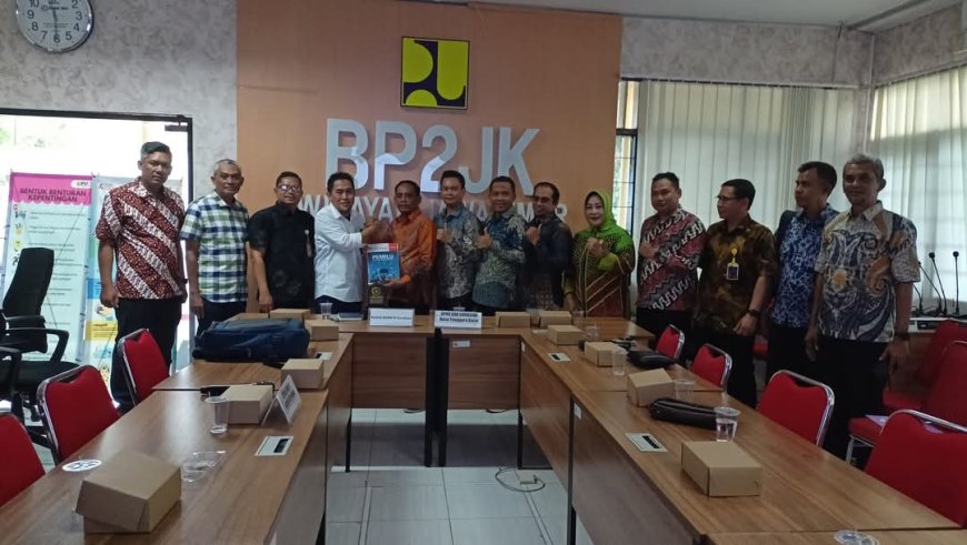 Terkait Tenaga Kerja Konstruksi Indonesia  Timur  Komisi III DPRD Sumbawa Kungker ke Balai Jasa Konstruksi Wilayah IV
