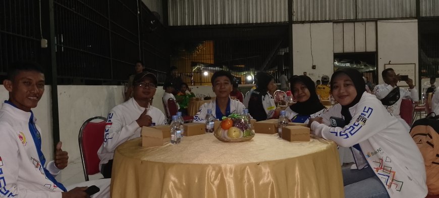 KONI dan Pemda Sumbawa Berikan  Penghargaan dan Bonus  Atlet Berprestasi Kabupaten Sumbawa  di PON XXI