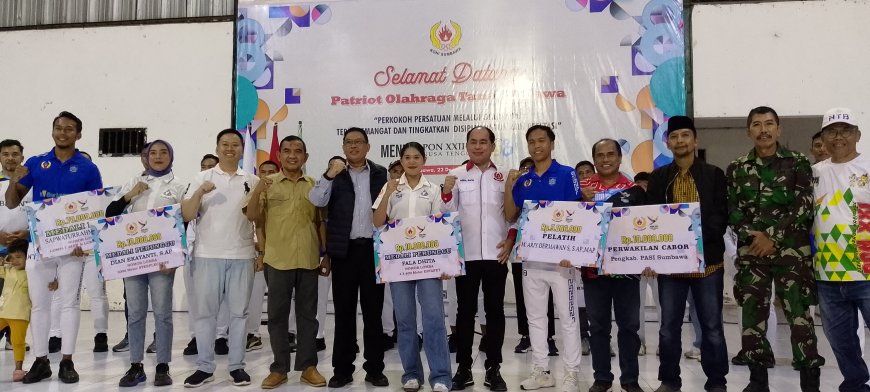 KONI dan Pemda Sumbawa Berikan  Penghargaan dan Bonus  Atlet Berprestasi Kabupaten Sumbawa  di PON XXI