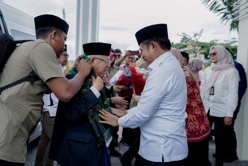 Pj Gubernur Hassanudin Dampingi Kunjungan KH. Ma'ruf Amin di NTB