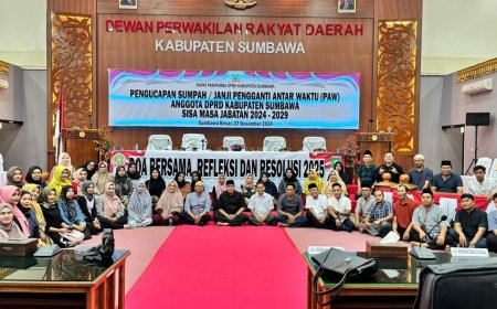Sekretariat DPRD Sumbawa Gelar Doa Bersama, Jalin Soliditas dan Refleksi Capaian