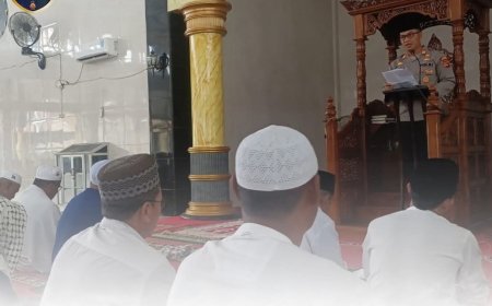 Kapolsek Utan Laksanakan Shalat Jum'at Berjamaah, Himbau Jaga Kamtibmas
