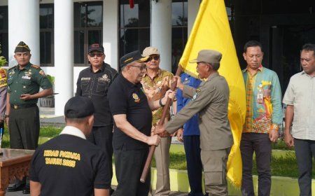 Bupati Sumbawa Lepas Kirab Panji Lambang dalam Rangka HUT ke-66