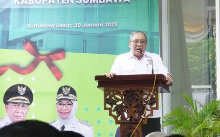 Bupati Sumbawa Haji Mo Resmikan Gedung Laboratorium Kesehatan Masyarakat di RSUD Sering