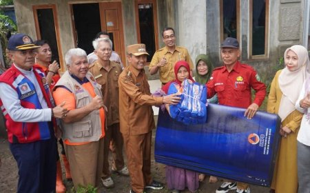 Gerak Cepat Wabup Ansori: Tinjau Banjir Serading, Perintah Normalisasi Sungai, dan Salurkan Bantuan