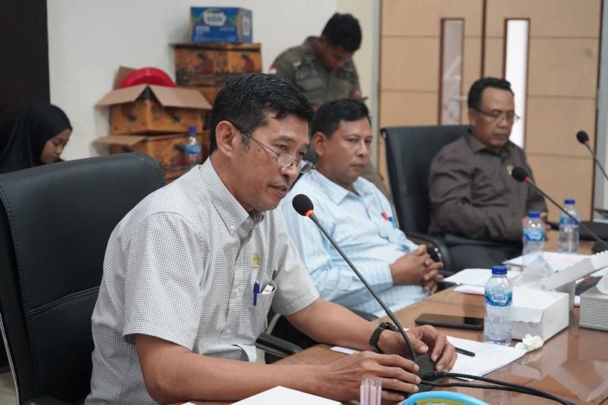 Sekretaris Komisi II DPRD  Sumbawa Meminta PT SJR Membuat Memorial Bagus Bagi Masyarakat Dengan Membangun Jalan.