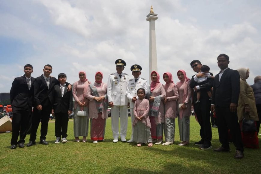 Ir. H. Syarafuddin Jarot dan Drs. H. Mohamad Ansori Resmi Dilantik Sebagai Bupati dan Wakil Bupati Sumbawa Periode 2025-2030