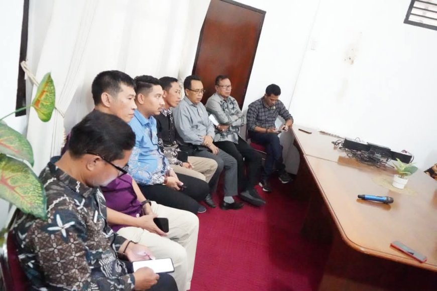 Lalu Lintas Ternak Sumbawa-Lombok Terhambat, Komisi II DPRD Sumbawa Desak Solusi Cepat: Penyakit Hewan Juga Jadi Sorotan!