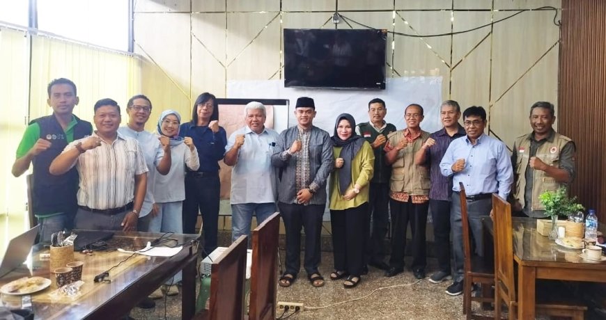 Wakil Ketua DPRD Sumbawa Zulfikar Demitry Resmi Nakhodai FPRB Sumbawa