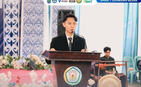 Pesan Menyentuh Ketua OSIS di Purnasiswa SMAN 1 Sumbawa Besar : Perpisahan Hanya untuk Mata, Hati Tetap Bersama!"