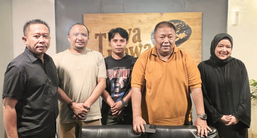 Mimbar Bebas 100 Hari Iqbal-Dinda, Pojok NTB dan Mi6 Hadirkan Panggung Tempat Masyarakat Bersuara tanpa Rasa Takut