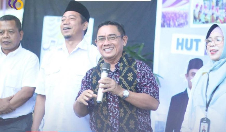 Hadiri HUT ke-66 SMAN 1 Sumbawa, Kadis Dikbud NTB  Berikan Motivasi