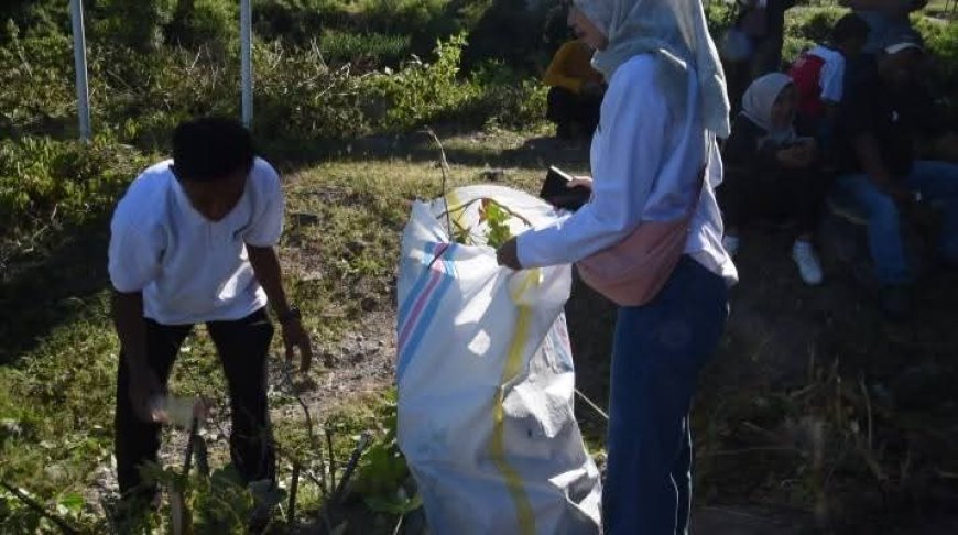Peringati Hari Lingkungan Hidup Sedunia 2025, Pemkab Sumbawa Gelar Gotong Royong Besar-besaran