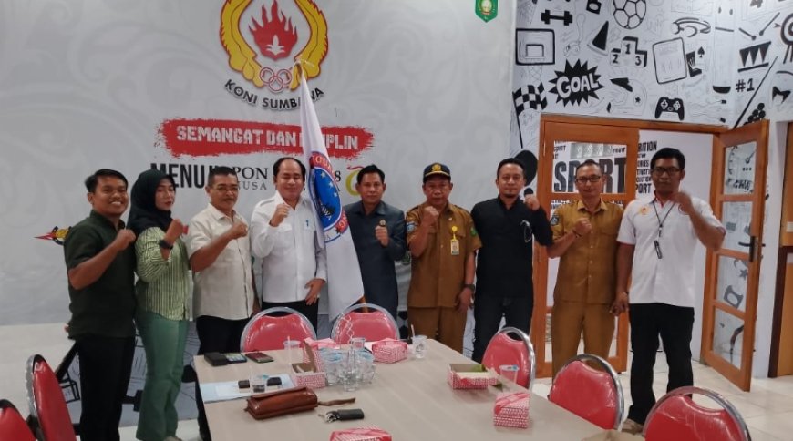 I Nyoman Wisma Nakhodai Kick Boxing Sumbawa: Siap Bawa Kemajuan  Prestasi Hingga Kancah Internasional!