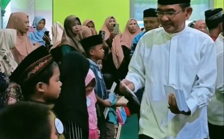 Wabup Haji  Ansori Terus Gulirkan Program Subuh Berjamaah dan Shadaqah Lewat Santunan Anak Yatim-Dhuafa