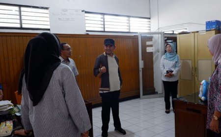 Wabup Sumbawa Sidak Bapenda: Dorong Disiplin dan Percepatan Digitalisasi Demi Kemandirian Fiskal Daerah