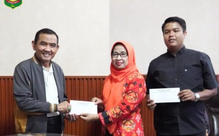 Wabup H. Ansori Serahkan Hadiah Lomba Takbir Idul Adha: Perkuat Persatuan dan Syiar Agama Menuju Sumbawa Unggul, Maju, Sejahtera
