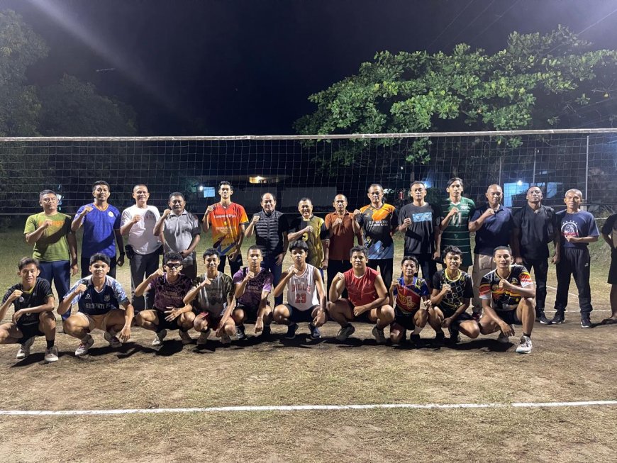 KONI Sumbawa Tinjau TC Atlet PORKAB di Kampung Jawa: Semangat Latihan Malam Hari Demi Prestasi Sumbawa