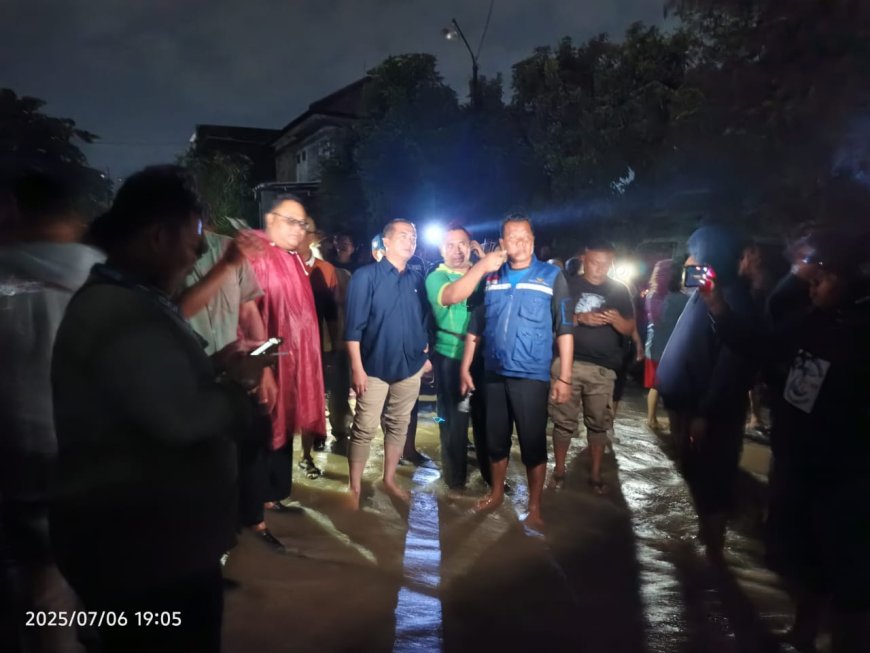Gerak Cepat Tinjau Lokasi Banjir, Gubernur NTB Miq Iqbal, Instruksikan Beri Bantuan