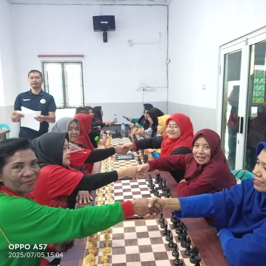 Pertandingan Catur Porsenijar PGRI Sumbawa: Alas Berjaya di Putri, Perebutan Gelar Putra Memanas!