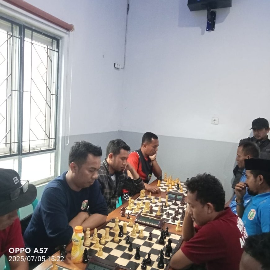 Pertandingan Catur Porsenijar PGRI Sumbawa: Alas Berjaya di Putri, Perebutan Gelar Putra Memanas!