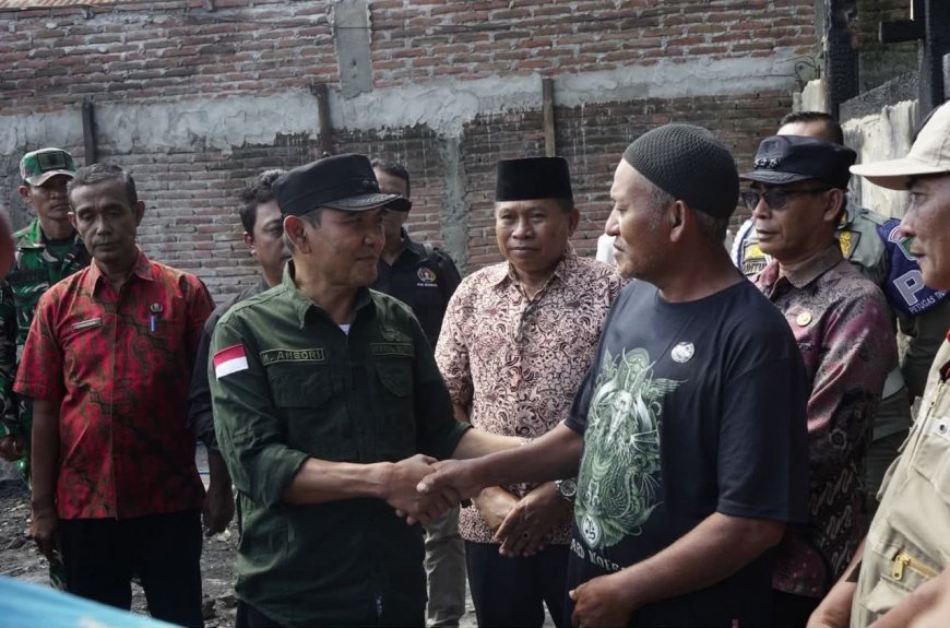 Rumah Hangus di Usar Mapin: Wabup Ansori Perintahkan Dinas PRKP Segera Bangun Ulang untuk Korban
