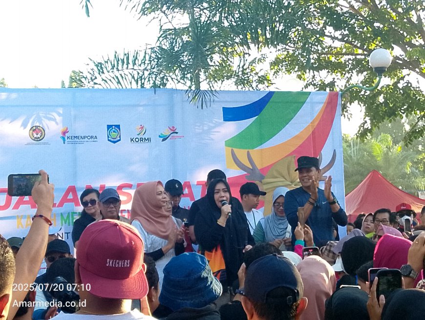 Sumbawa Tumpah Ruah Sambut Fornas 2025: Puluhan Ribu Warga Meriahkan Jalan Sehat, Wakil Gubernur Pimpin Pembukaan!