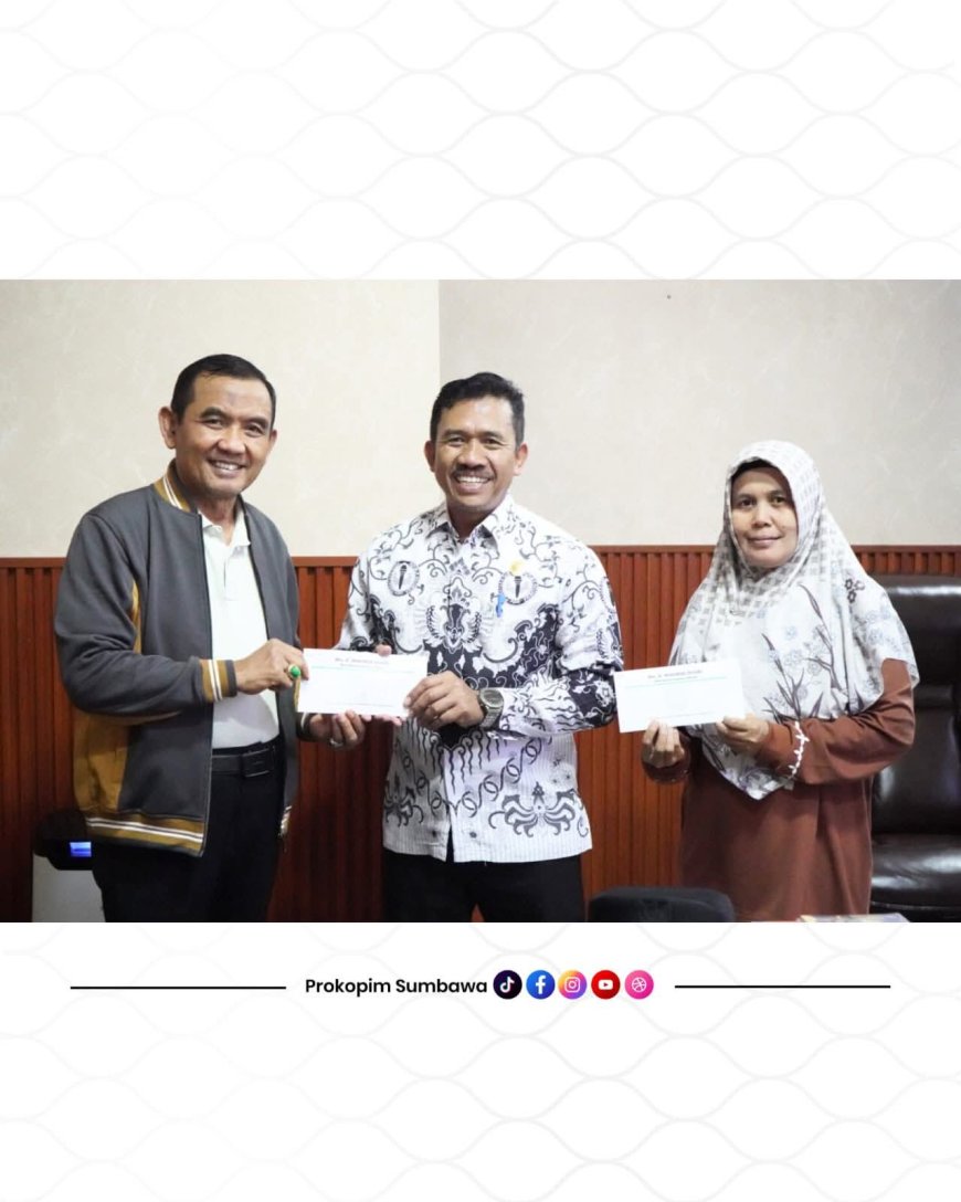 Wabup H. Ansori Serahkan Hadiah Lomba Takbir Idul Adha: Perkuat Persatuan dan Syiar Agama Menuju Sumbawa Unggul, Maju, Sejahtera