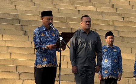 Peringati HUT RI ke 80, Sekretaris DPRD Sumbawa Ajak Staf Teladani Semangat Kemerdekaan dalam Pengabdian