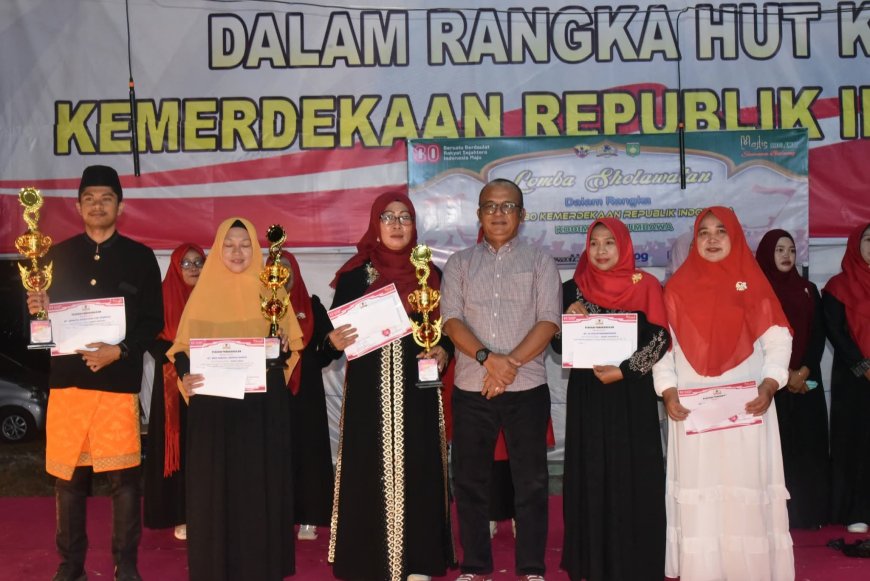 Kemeriahan HUT RI ke 80 : Bupati Sumbawa Ajak Jadikan Semangat Sholawatan sebagai Semangat Perjuangan Sehari-hari