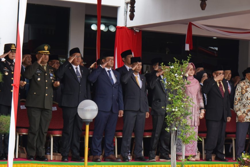 Sumbawa Gelar Upacara Peringatan HUT Ke-80 RI, Bupati H. Jarot Pimpin Langsung Detik-Detik Proklamasi