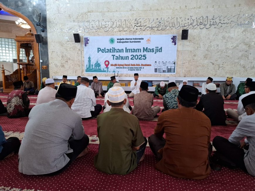 Ikhtiar Meningkatkan Kualitas Imam, MUI Sumbawa dan DKM Masjid Agung Nurul Huda Gelar Pelatihan