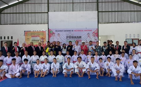 Ketua Forki Sumbawa Gelorakan Semangat Bushido di Pembukaan Porkab, Ajak Atlet Berprestasi