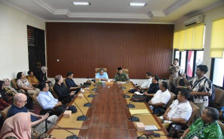 Bupati Sumbawa: Kunjungan Wamen PKP Jadi Kunci Percepatan Penataan Permukiman dan KEK Samota