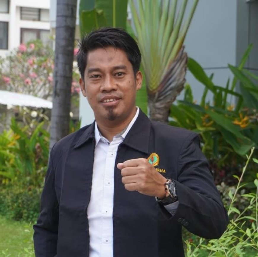 Bijak Bermedia Sosial