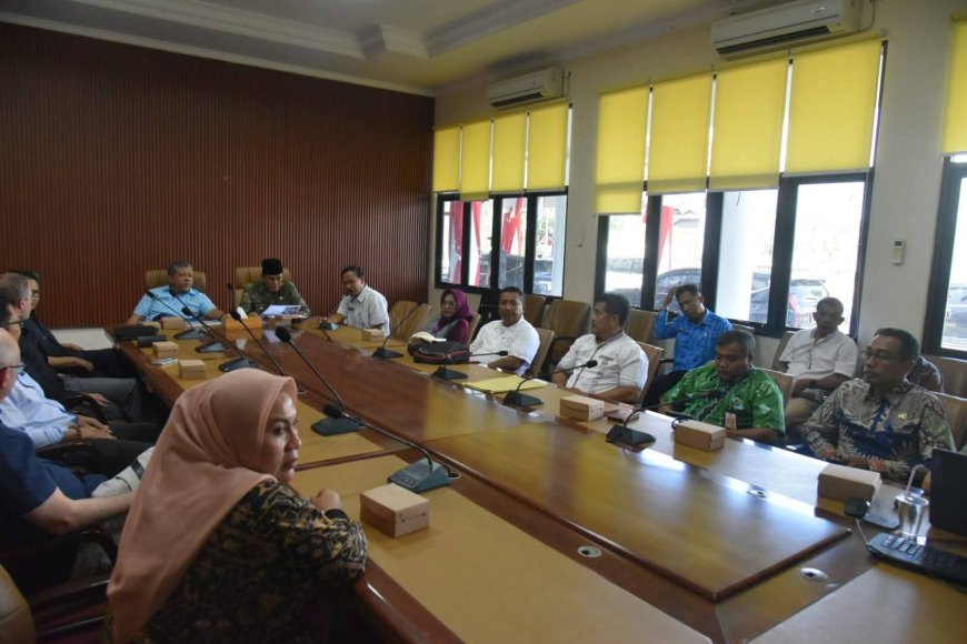 Bupati Sumbawa: Kunjungan Wamen PKP Jadi Kunci Percepatan Penataan Permukiman dan KEK Samota