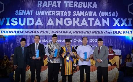 Bupati Sumbawa Ir. H. Syarafuddin Jarot Dampingi Gubernur NTB Hadiri Wisuda Universitas Samawa