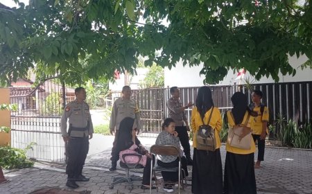 Cipta Kondisi Aman, Polsek Sumbawa Perketat Pengawasan di Sekolah Saat Jam Pulang