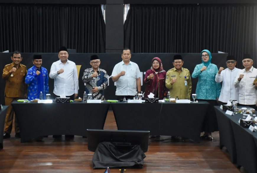 Gubernur NTB Dorong Sinkronisasi Pendidikan Pusat dan Daerah, Mendikdasmen Sambut Baik