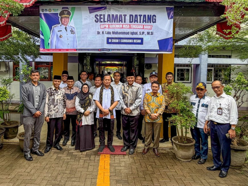 SMAN 1 Sumbawa Besar Sukses Gelar Lomba Resensi Buku Se Pulau Sumbawa dan Luncurkan 'Perpustakaan Riset Hasanah Lokal' Disambut Apresiasi Gubernur NTB