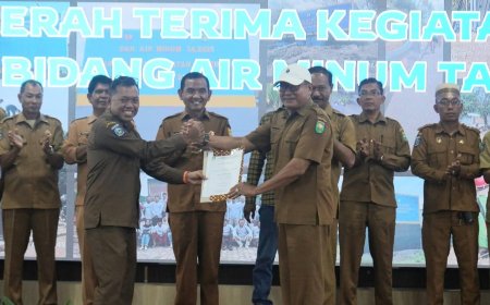 Percepat Akses Air Bersih, Pemkab Sumbawa Serahkan Bantuan Air Minum untuk 15 Desa